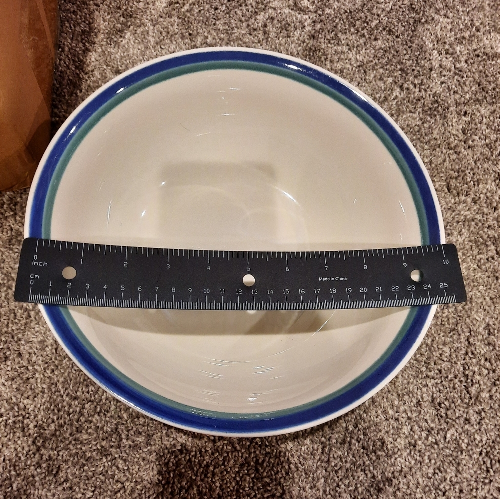 Pfaltzgraff Northwinds large salad/serving bowl